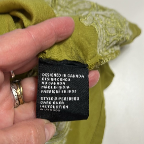 PRESS WOMENS SLEEVELESS EMBROIDERED HEM, TANK TOP PERIDOT GREEN SIZE SP - Picture 12 of 15